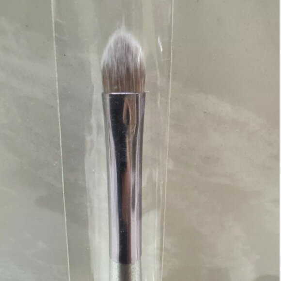 MAC Glitter Brilliant Copper Eyeshadow - 0.15 oz Bundle With 2  Brushes - Picture 2 of 5